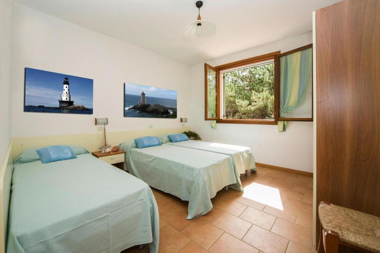 Terraced House In The Ca' Del Pino Holiday Complex With Communal Pool In Bibione Dış mekan fotoğraf